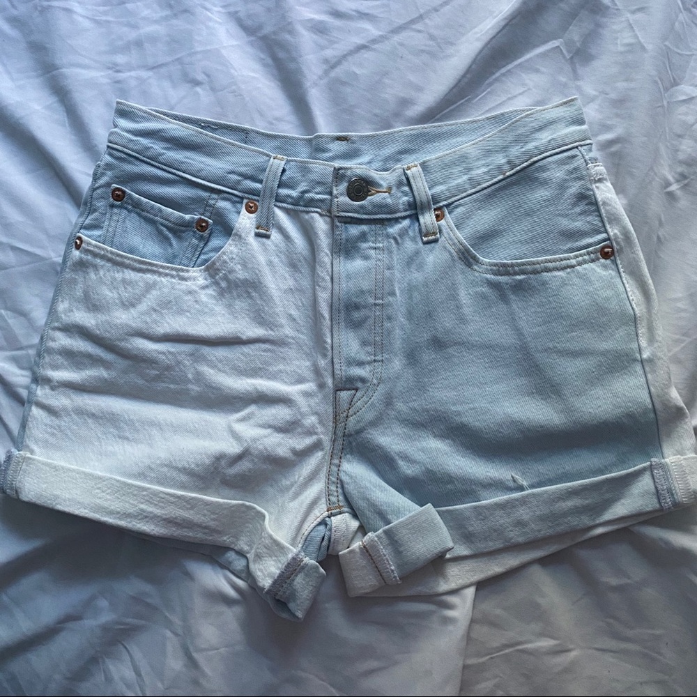 levi’s colorblock shorts
